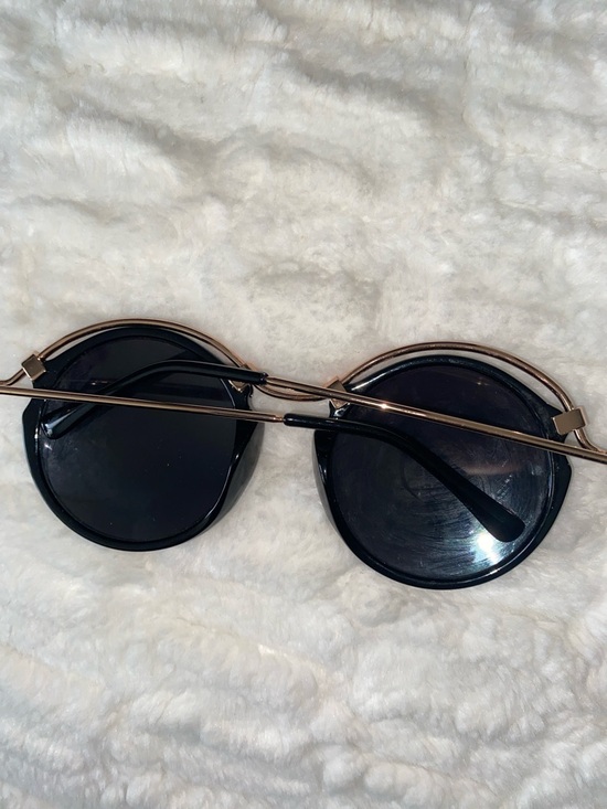 Spitfire A Teen Cat Black Frames with Gold Accents Round Women\'s Sunglasses main image 13